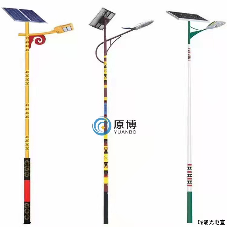 中天一輪千里共，桂香幽遠(yuǎn)醉人間